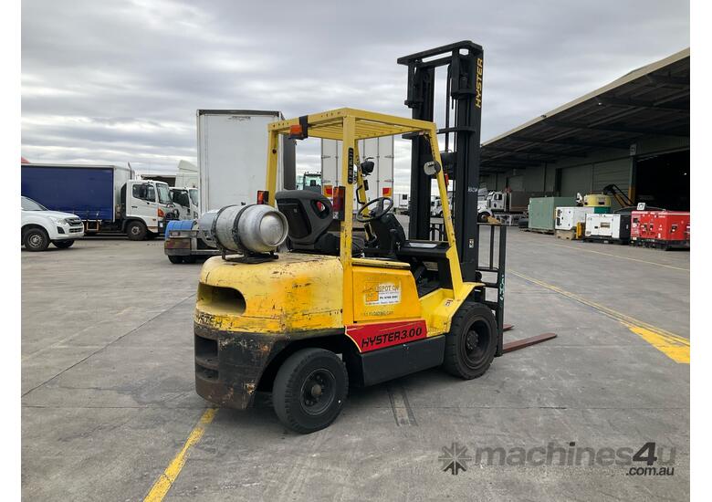 Hyster H3.00DX Counter Balance Forklift