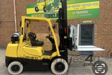 Container Mast Forklift with Slipsheet Attachment