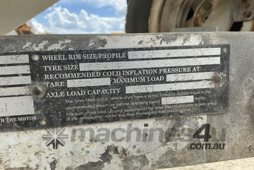 2005 Karavan Boat & Trailer Combination