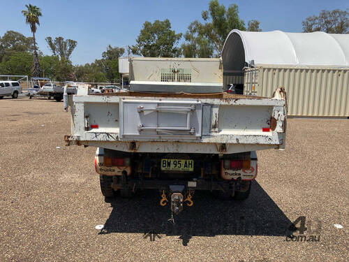 2013 Hino 300 917 Tipper