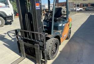 Toyota   3T Forklift