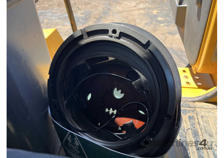 2007 Kawasaki 65ZV Wheeled Loader