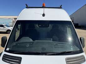 2019 Mercedes-Benz Sprinter 516 Diesel - picture2' - Click to enlarge