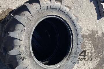 15-19.5 tractor tyre