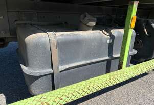 2012 Mitsubishi Fighter FK600 1024 Curtainsider