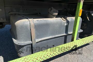 2012 Mitsubishi Fighter FK600 1024 Curtainsider