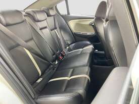 2015 Holden Calais  Petrol (Auto) - picture2' - Click to enlarge