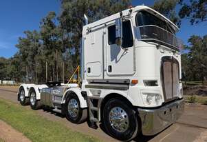 2012 Kenworth K200 8x4 flat roof, Cummins E5, 18sp, 146T rated