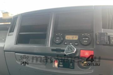 2008 Isuzu FRR600 Pantech (Day Cab)