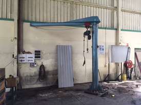 2 Tone Jib Crane - picture0' - Click to enlarge