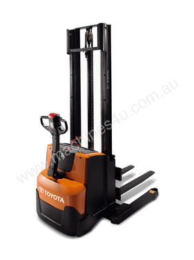 Toyota Staxio SWE120S Power Stacker Forklift