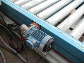 Scissor Lift with Material Auto Feeder Loader - picture1' - Click to enlarge