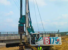 Casagrande B175XP Piling Rig - picture1' - Click to enlarge