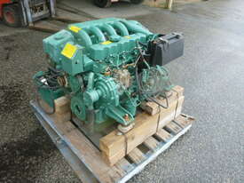 VOLVO PENTA MD30A/ 62HP 4 CYL MARINE DIESEL ENGINE - picture0' - Click to enlarge