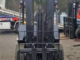 YALE FORKLIFT 4 Ton 6000mm Lift Container Mast  - picture1' - Click to enlarge