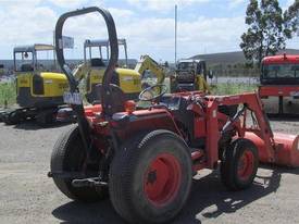 2001 Kubota L3010 Tractor - picture1' - Click to enlarge