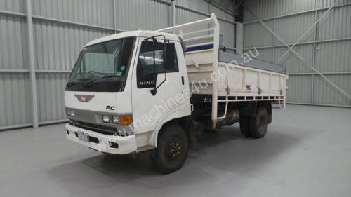 1994 Hino FC Tipper Truck