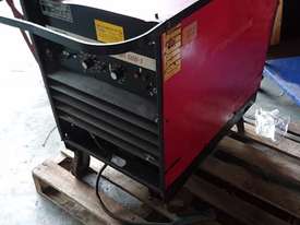 Lincoln Idealarc R3R 500 I MIG Welder 500 amp - picture0' - Click to enlarge
