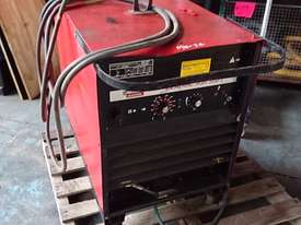 Lincoln Idealarc R3R 500 I MIG Welder 500 amp - picture1' - Click to enlarge