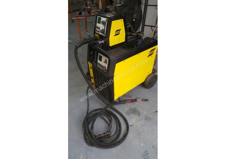 caption ESAB MIG Welder - great condition
