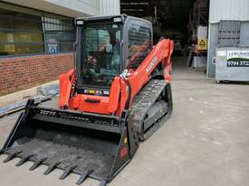 NEW 2017 KUBOTA SVL75 TRACK LOADER WITH WIDE RUBBER TRACKS - picture0' - Click to enlarge