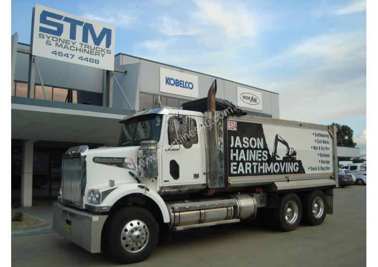 caption Western Star 4864FX Tipper Truck