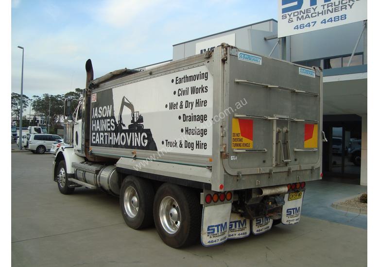 caption Western Star 4864FX Tipper Truck
