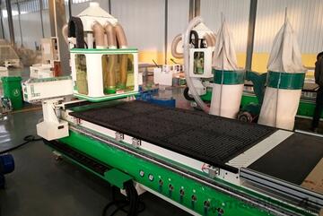 CNC router with unloading table twin 6KW spindles and multi drill head 
