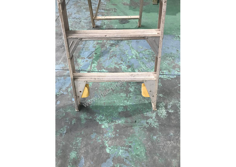 Used Bailey Bailey Aluminium Platform Ladder 1 43 Meter Industrial
