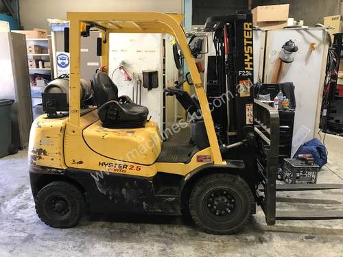 Forklift toyota hyster yale