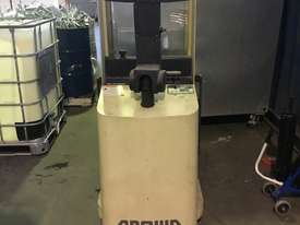 Crown Electric Pallet Jack - picture0' - Click to enlarge