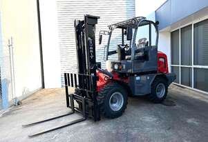 SUMMIT R420 4WD 2 Tonne ROUGH TERRAIN FORKLIFT with 2 Stage 3.5 Meter Mast & Side Shift