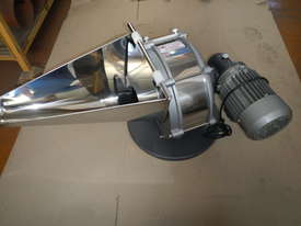 Potato Chipper Electric Australian Made RRP $1800 Cuts 12mm Chips - picture1' - Click to enlarge
