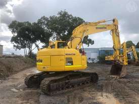 Komatsu PC228US-8 - picture0' - Click to enlarge