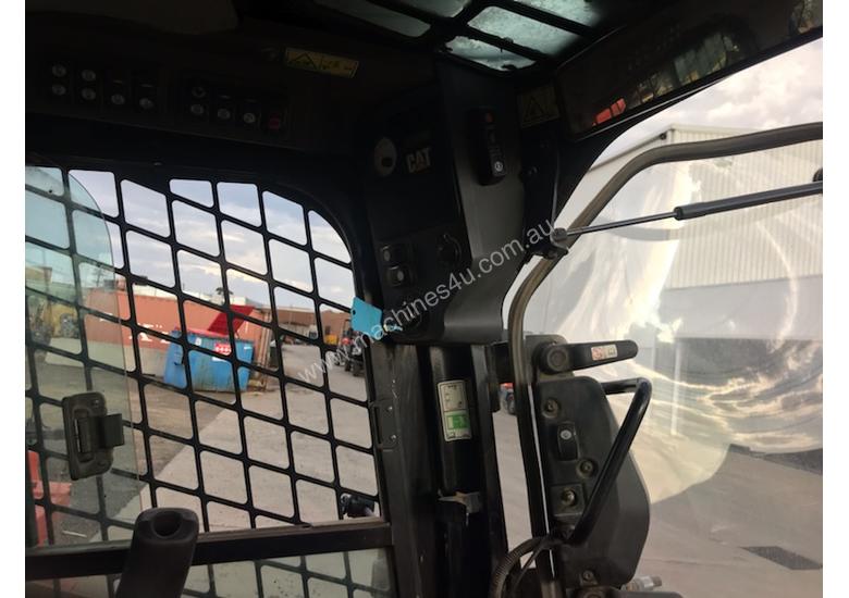 caption 2011 Cat 246C Skid Steer Loader