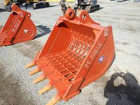 1295mm Skeleton Bucket to suit Komatsu PC200 - picture0' - Click to enlarge