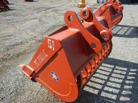 1295mm Skeleton Bucket to suit Komatsu PC200 - picture1' - Click to enlarge