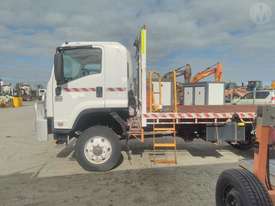 Isuzu FTS 800 - picture2' - Click to enlarge