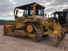 Caterpillar D6H-II - picture0' - Click to enlarge