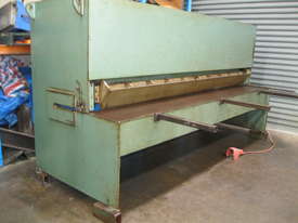 Australian Made 3000mm x 4mm Aluminium Hydraulic Guillotine - picture0' - Click to enlarge