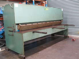Australian Made 3000mm x 4mm Aluminium Hydraulic Guillotine - picture2' - Click to enlarge