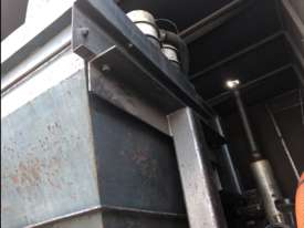 Dust vacuum machine diesel powered hepper filters  - picture1' - Click to enlarge