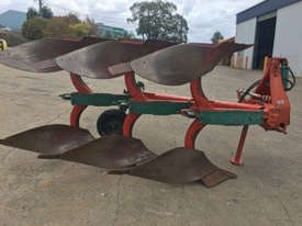 Kverneland E Series Power Harrows Tillage Equip - picture0' - Click to enlarge