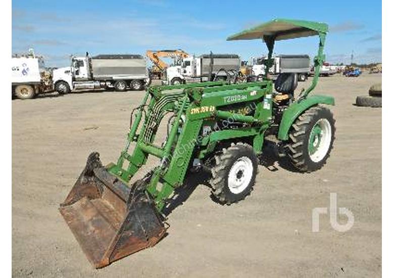 caption AGRI BOSS 2284 MFWD Tractor