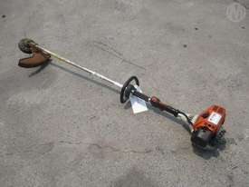 Stihl FS130R Brush Cutter - picture2' - Click to enlarge