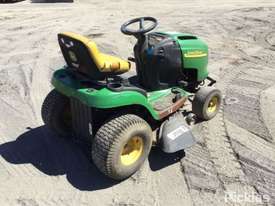 2003 John Deere L110 - picture2' - Click to enlarge