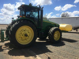 John Deere 8530 FWA/4WD Tractor - picture2' - Click to enlarge