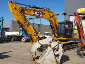 12-15T Excavator Hire - picture1' - Click to enlarge