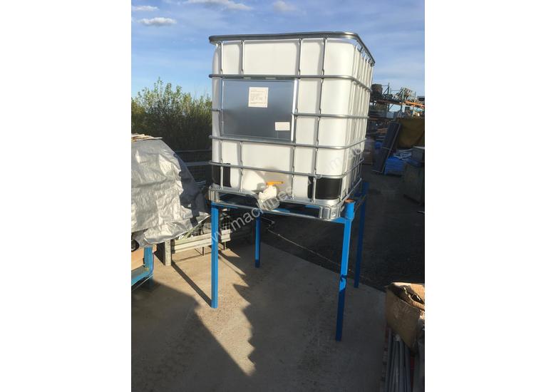caption 1000 Lt IBC Water Tank Food Grade on Stand