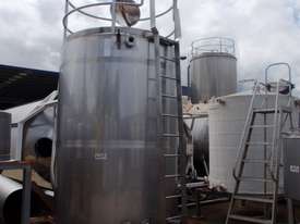Stainless Steel Storage Tank (Vertical), Capacity: 8,000Lt - picture0' - Click to enlarge